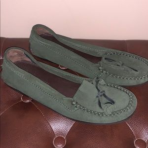 NWOT BOTTEGA VENETA - authentic army green BV